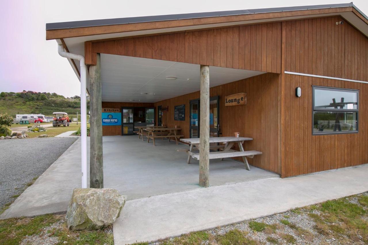 Hokitika Holiday Park Luaran gambar